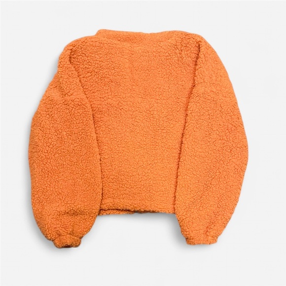 NWT Women’s Zip up Sherpa Jacket
Sizes SM/MED/LG - Picture 7 of 13